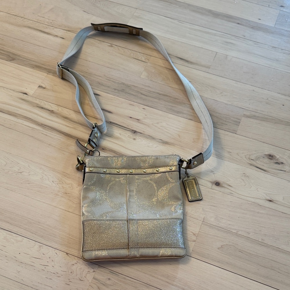 Coach Cursive Creed Shimmer Gold Studs Purse Bag Crossbody Limited Edition-Y2K